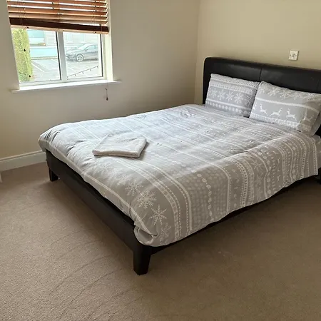 Riverchapel ホームステイ