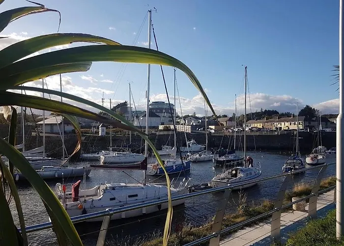 Riverchapel ホームステイ