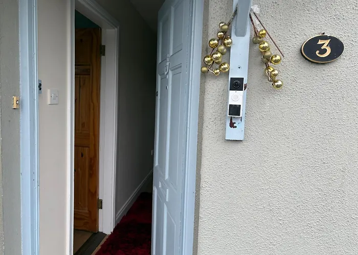 Riverchapel ホームステイ *